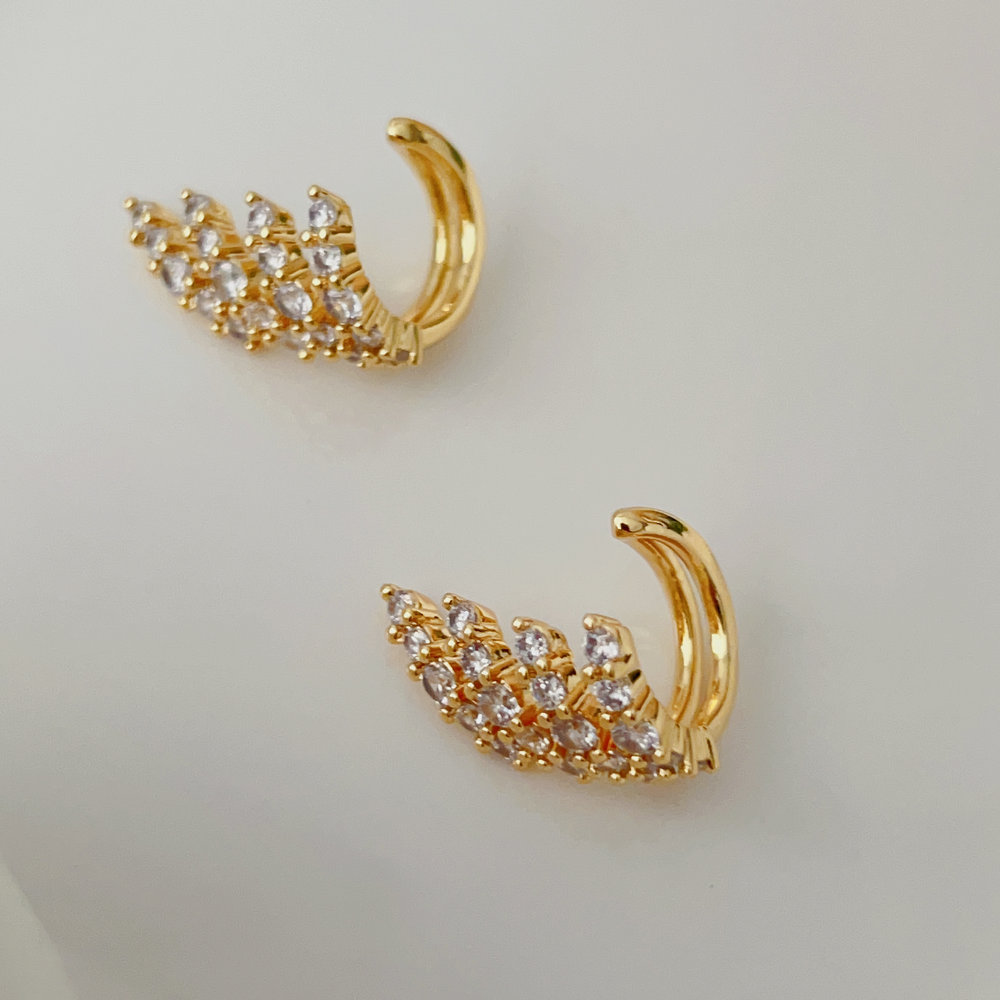 Pave leaf ear cuff ( pair )