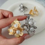 Metal flower earrings