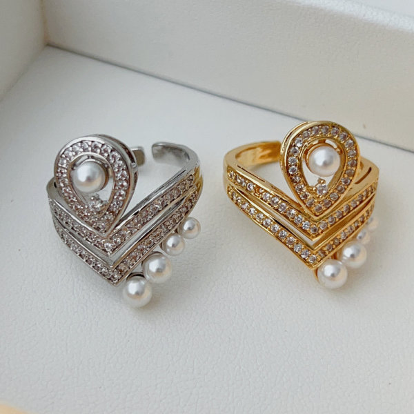 crown pearl ring