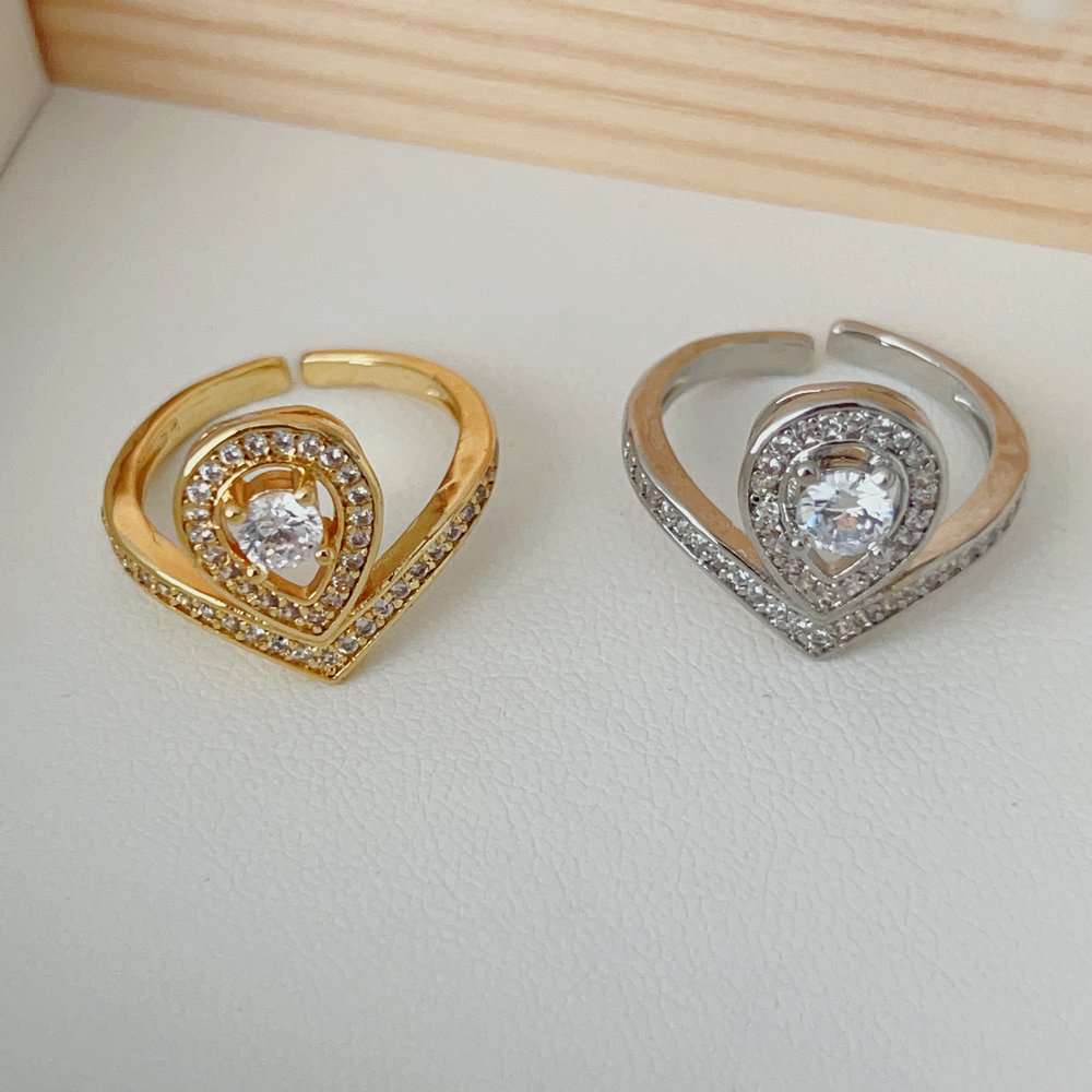 pave crown ring