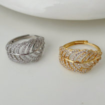 Pave leaf ring
