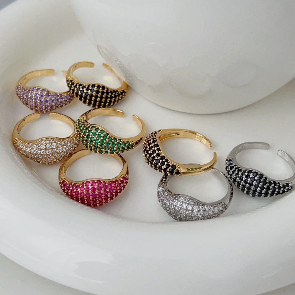 Pave full zircon ring