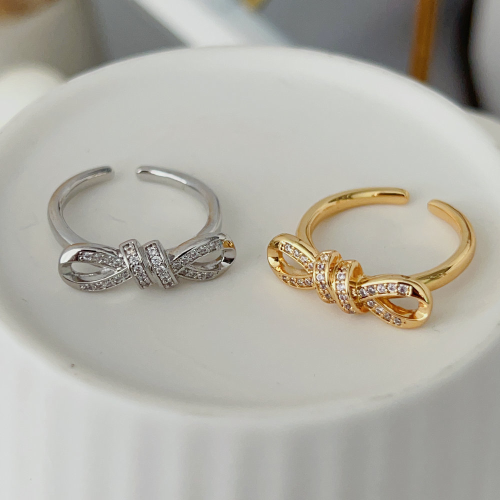Pave bow ring