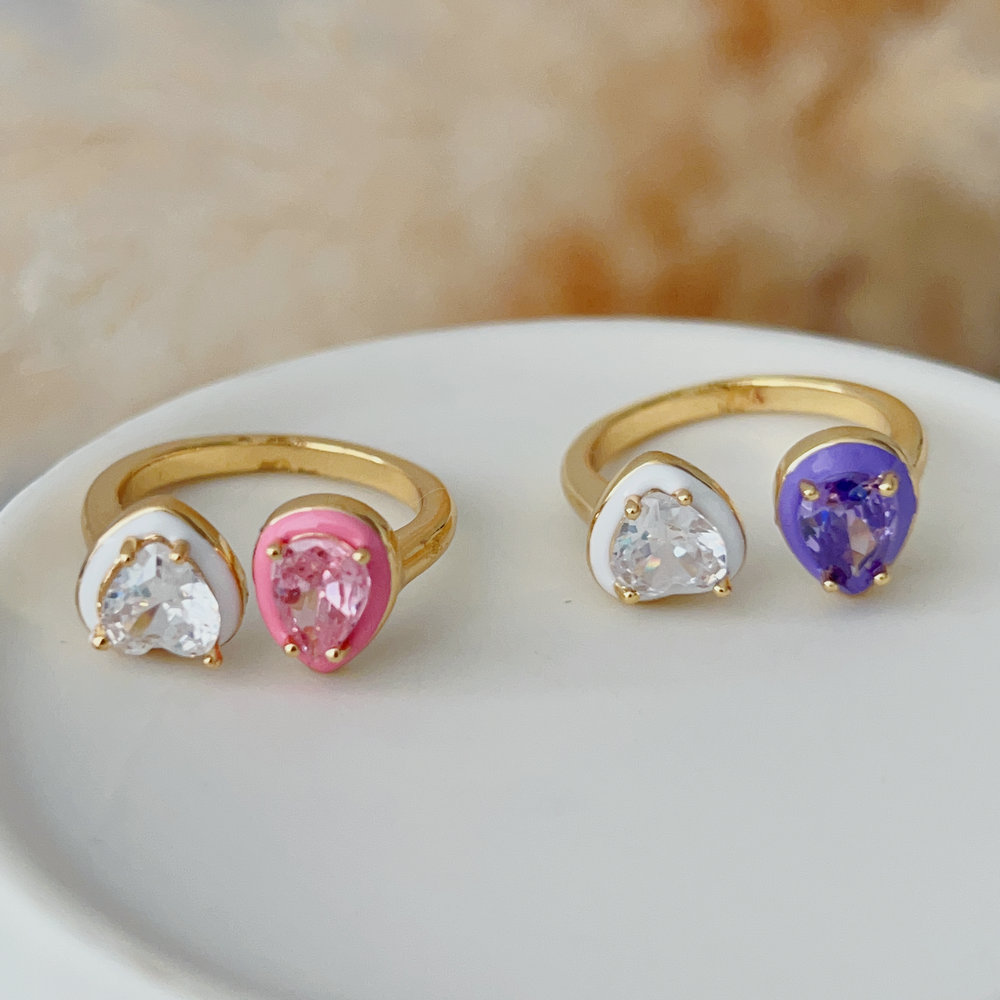 Enamel heart ring