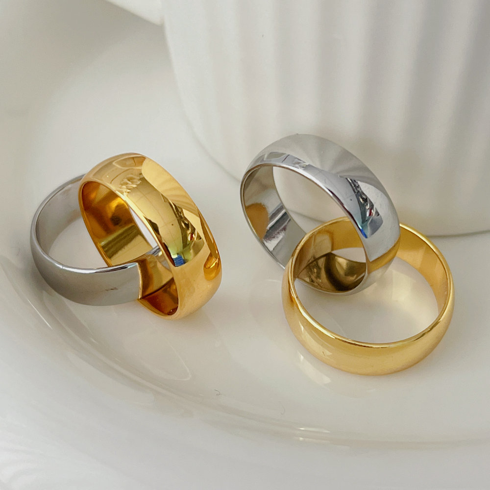 Metal silver and gold jump ring