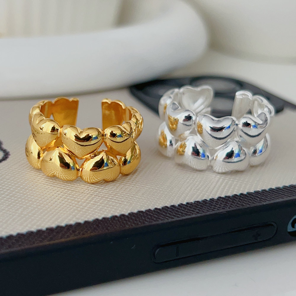 Metal heart ring