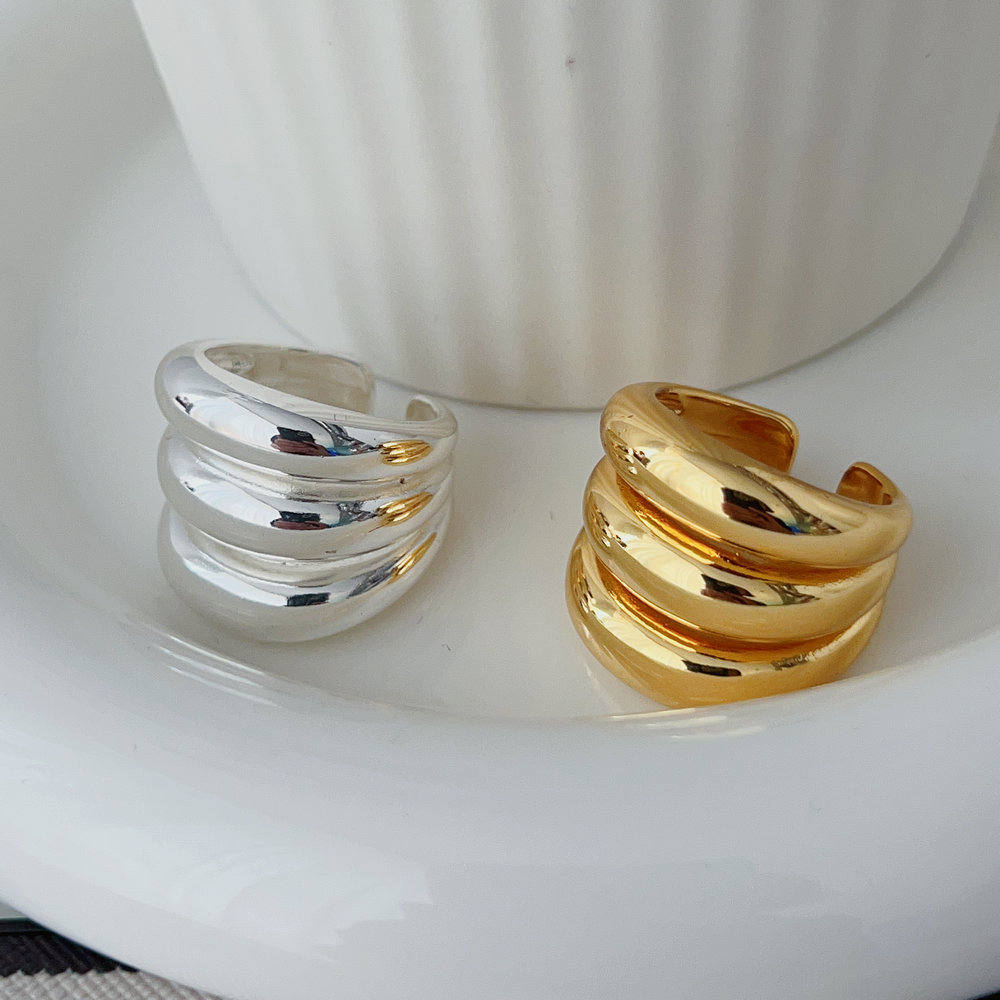 Metal chunky ring