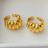 Metal Croissant ring