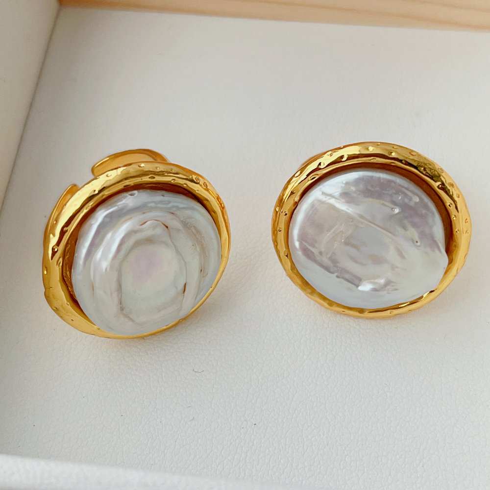 Fresh water pearl ring