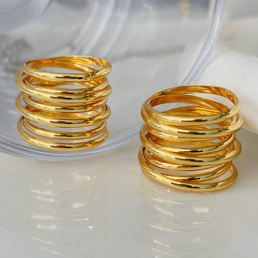 Metal spring ring