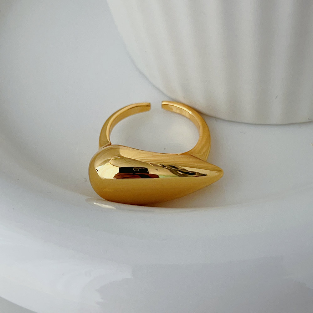 Metal arrow ring