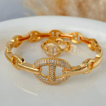 Pave big nose bangle set with ring
