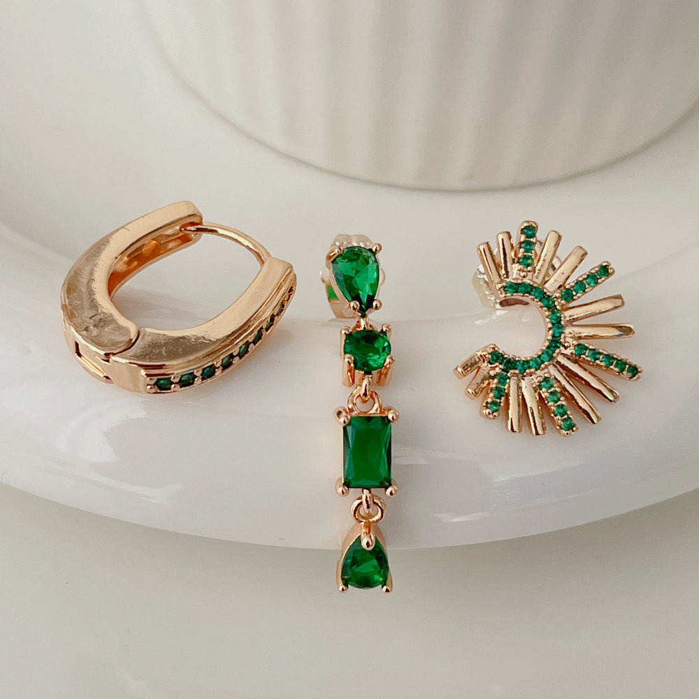Pave green zircon set earrings
