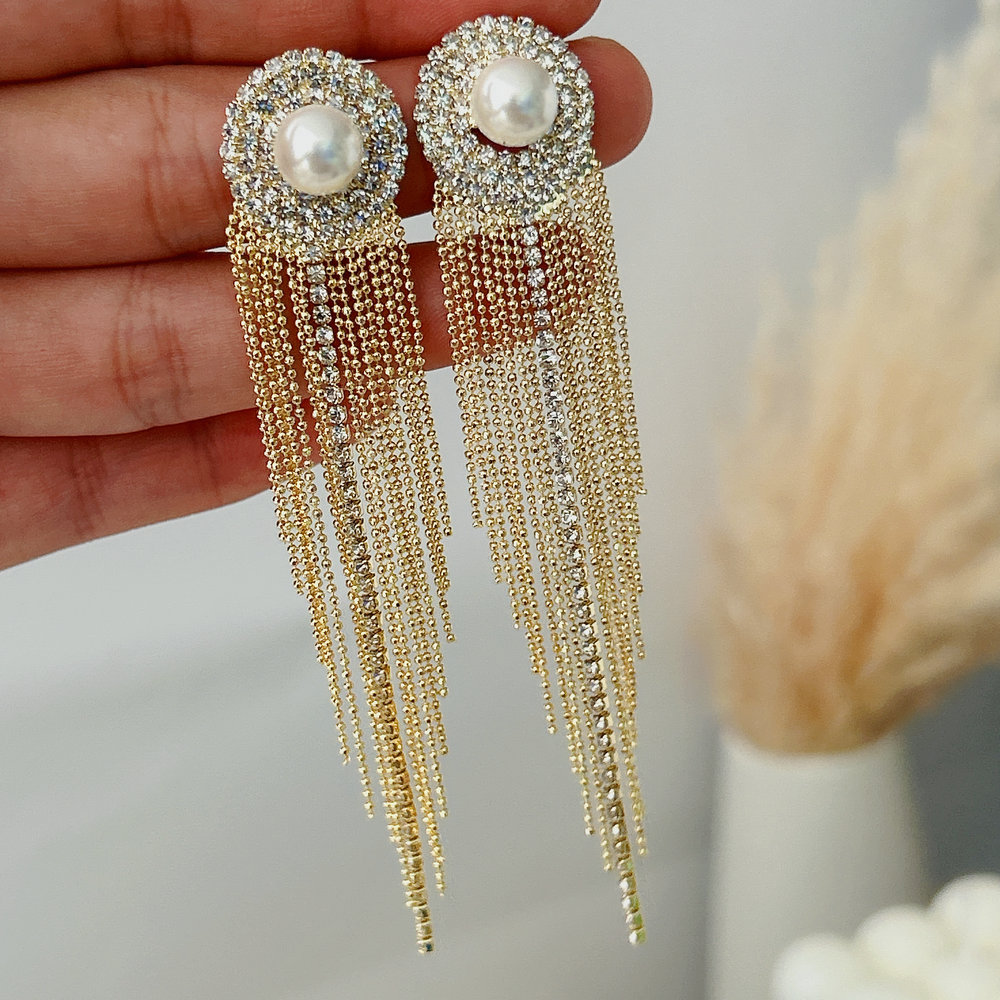 Chain tassel party earrings