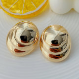 Metal round earrings