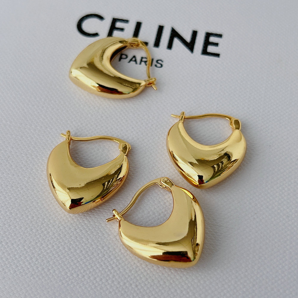 Metal triangle hoops