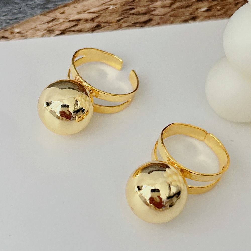 Chunky metal ball ring