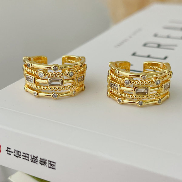 Pave fashion ring