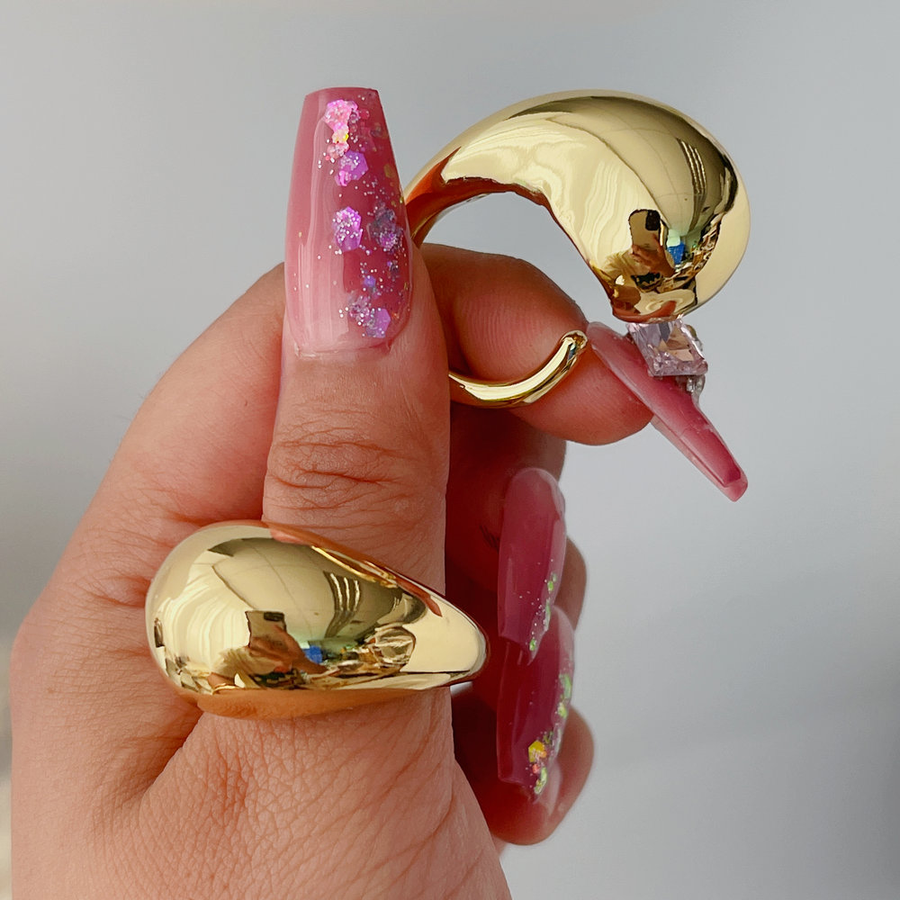 Chunky drop metal ring