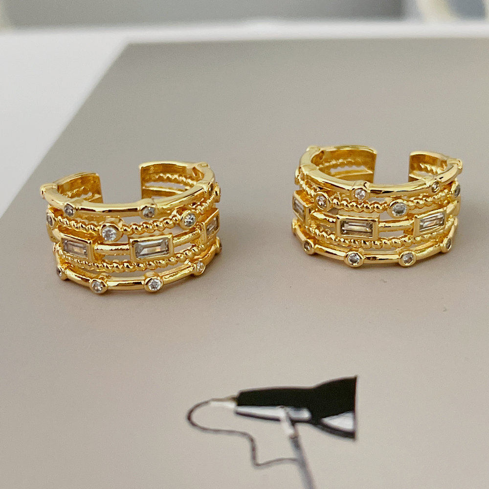 Pave fashion ring