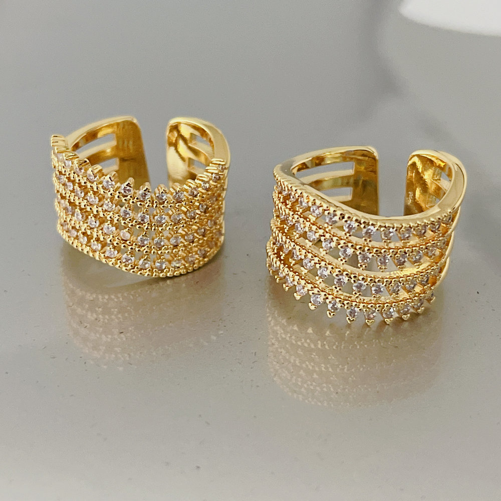 Pave fashion ring