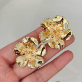 Metal flower earrings