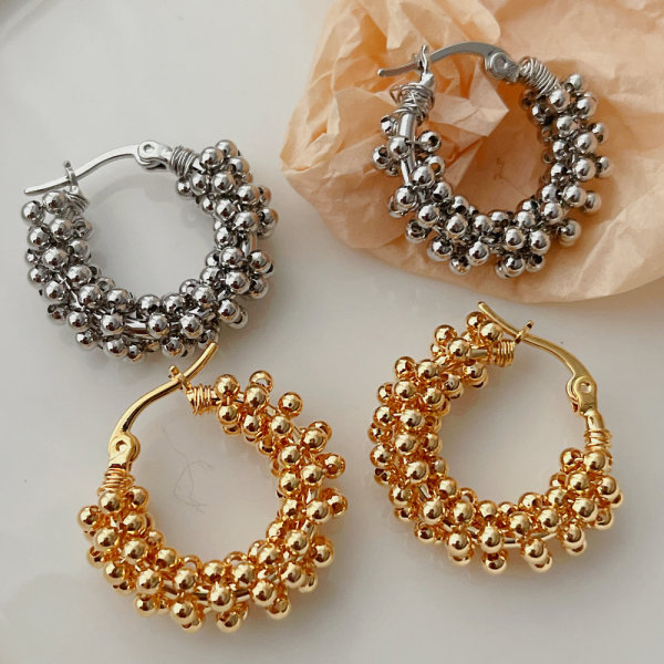 Gold ball hoop