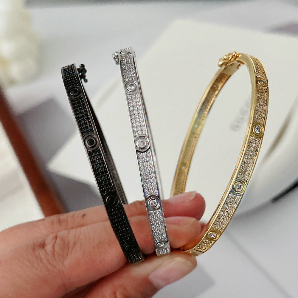 Paave zircon nail thin bangle