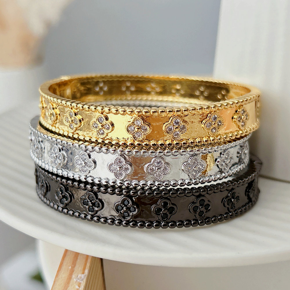 Pave clover bangle