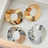 Metal twist hoop