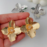 Metal flower earrings