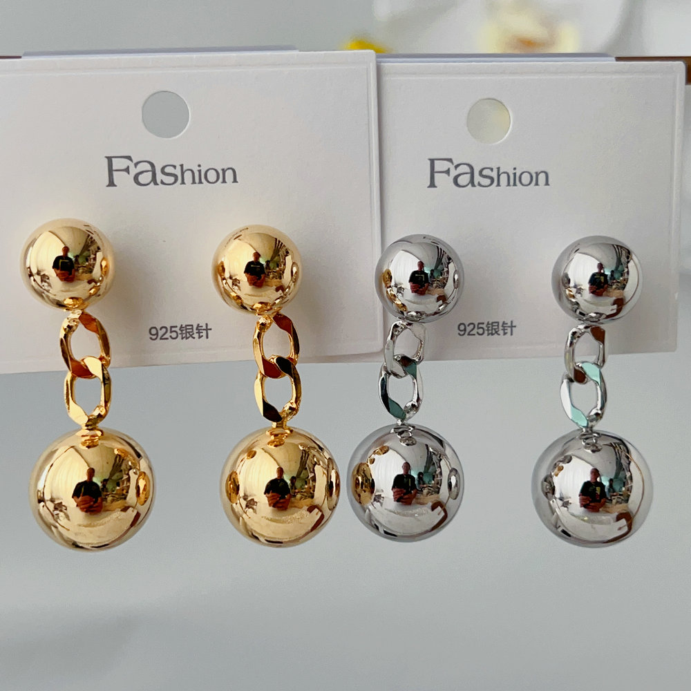 Metal ball earrings