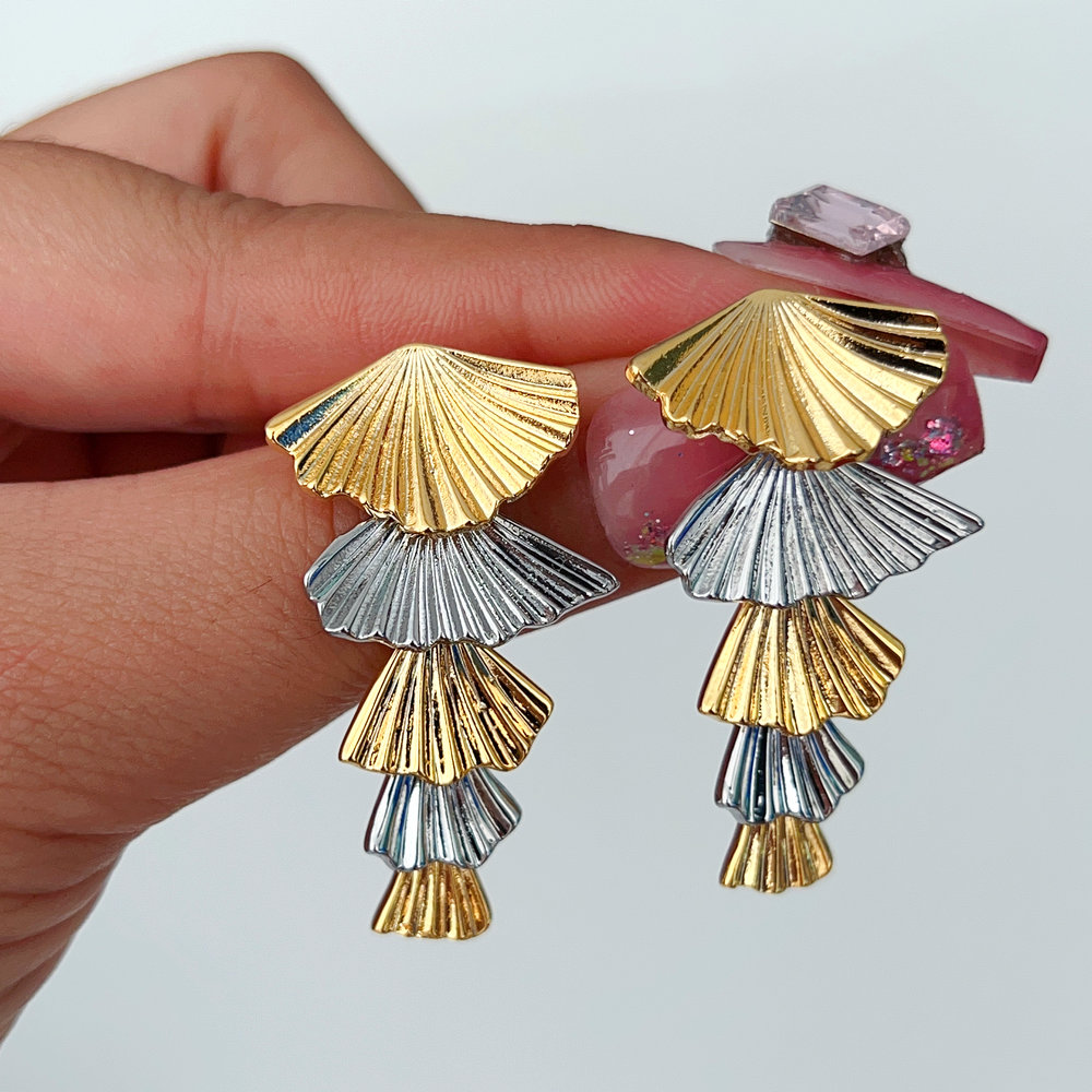 Silver and gold mix color leaf earrings