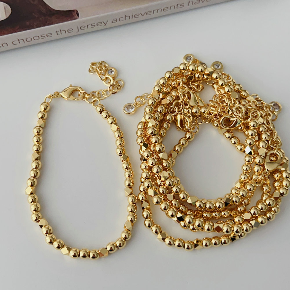 Gold beaded bracelet