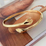 Metal hand to hand bangle
