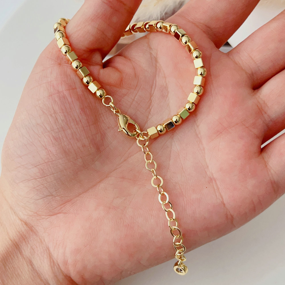 Gold beaded bracelet