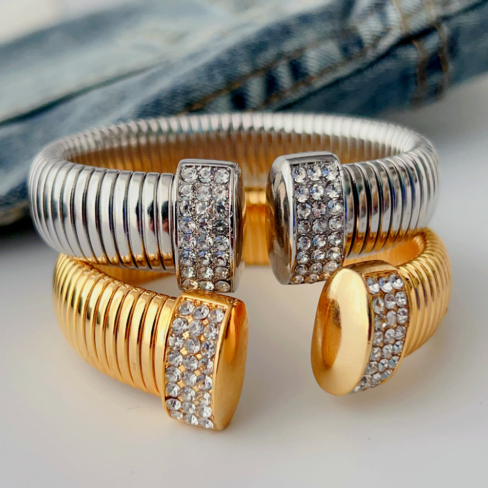 Fashion chain cuff