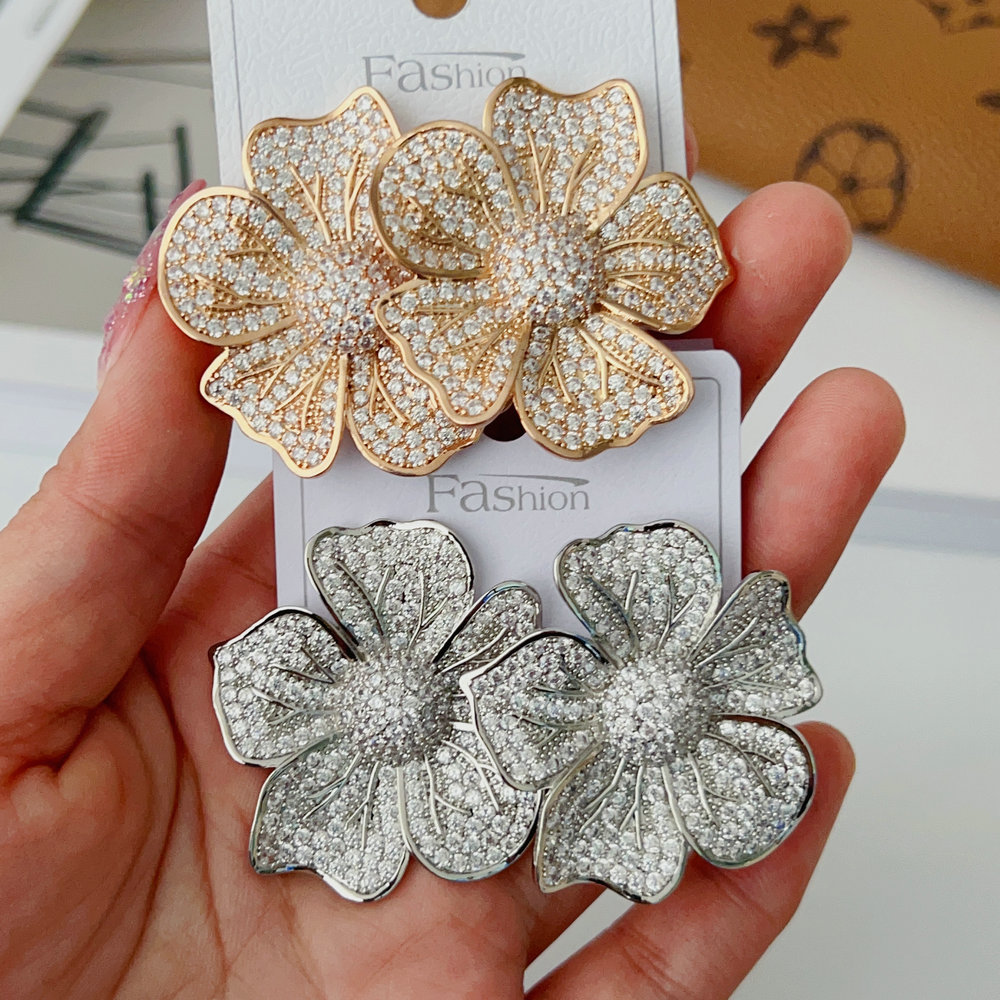 Big pave zircon flower earrings