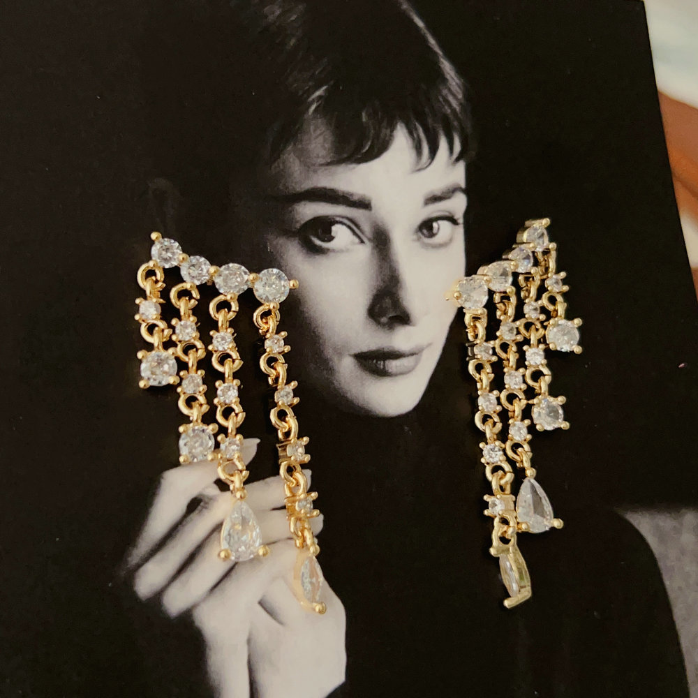 Zircon tassel earrings