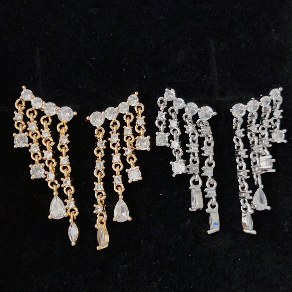 Zircon tassel earrings
