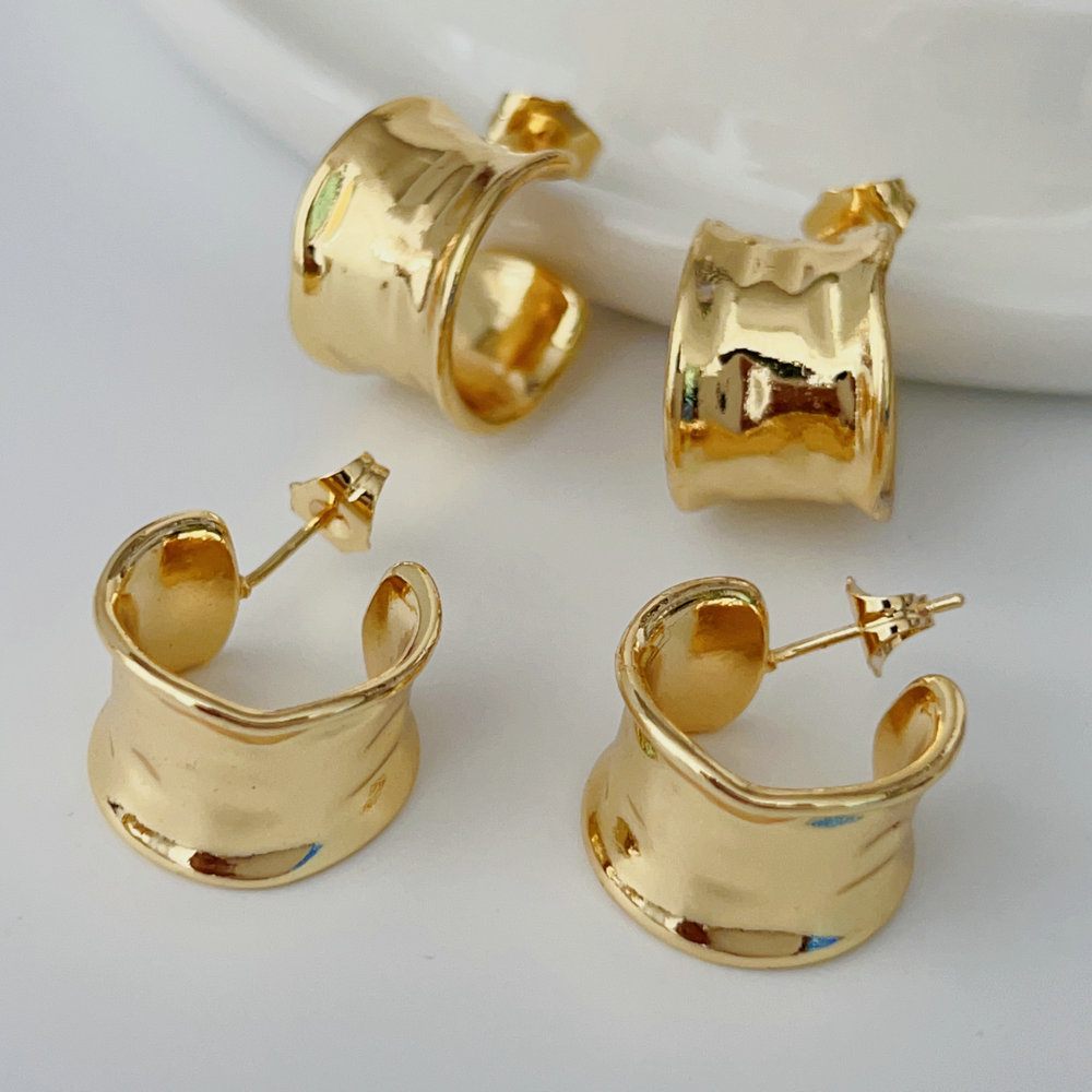 Metal chunky hoop