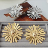 Chunky metal flower earrings