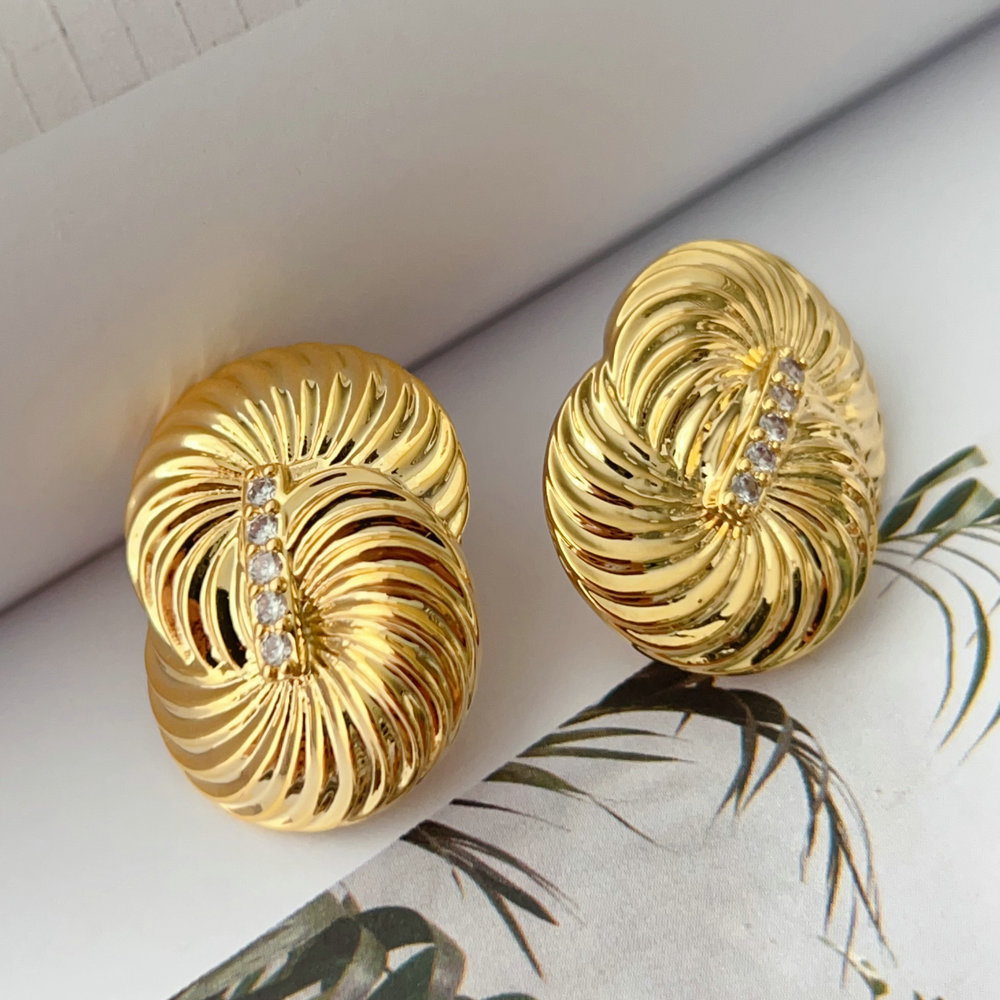 Metal chain earrings