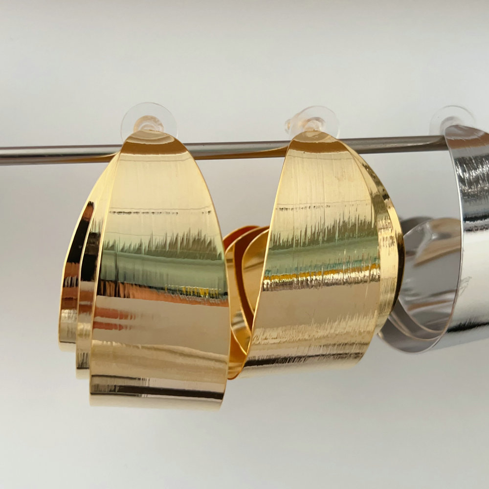 Chunky metal earrings