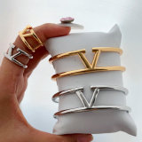 Fashion set bangle with ring
