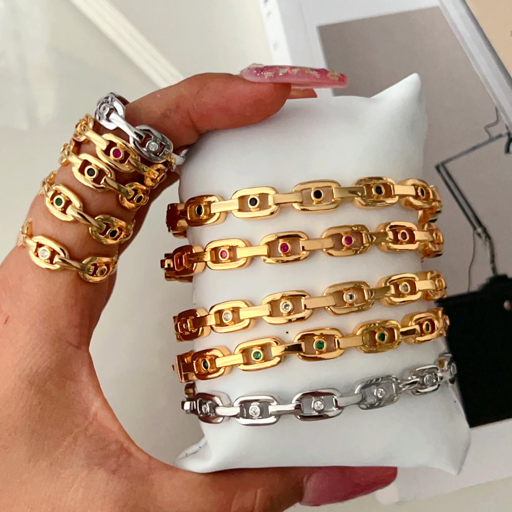 Metal chain bangle