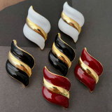 Enamel s shape earrings