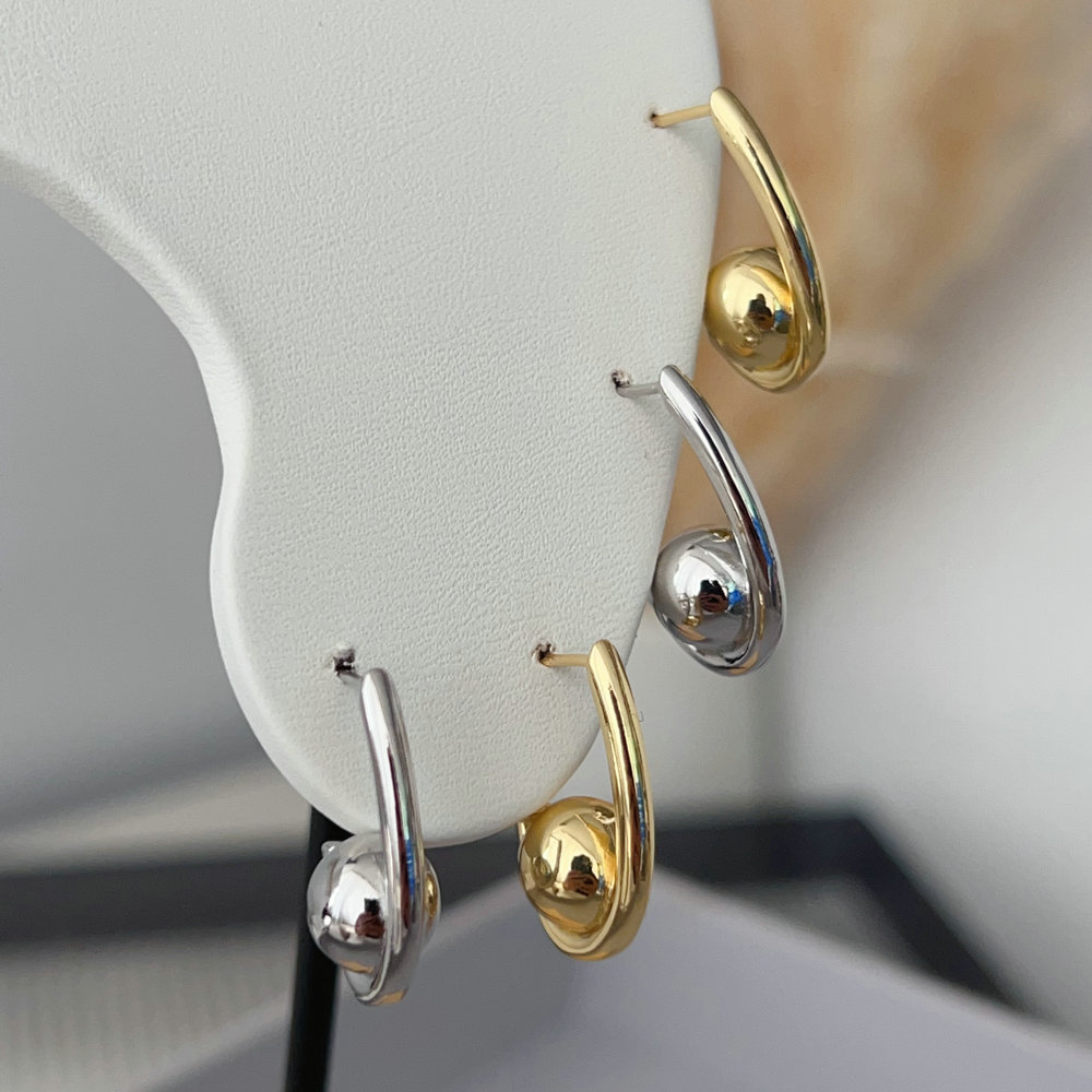 Metal ball drop earrings