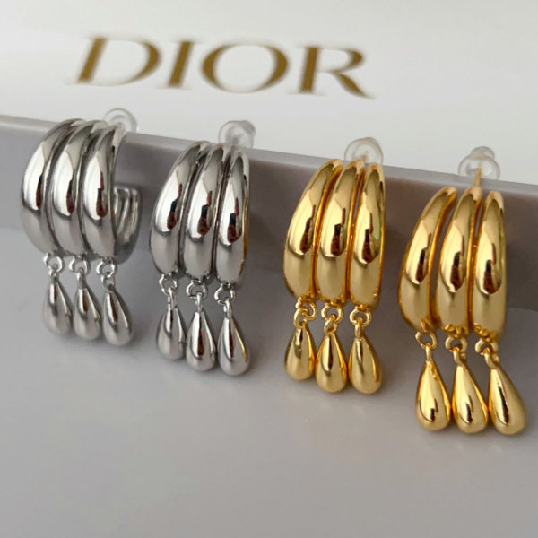 Chunky metal earrings