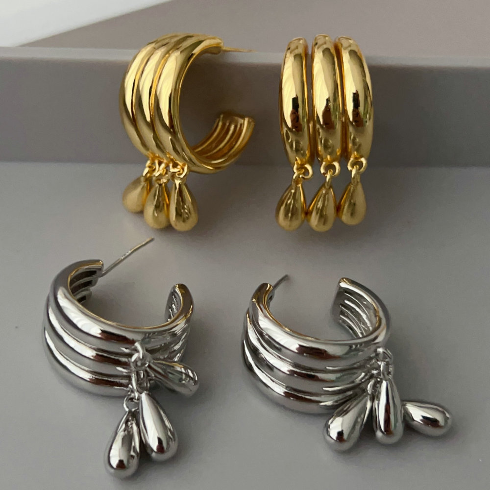 Chunky metal earrings